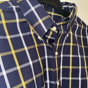 Men’s JoS. A. Bank Button Down Collar Shirt